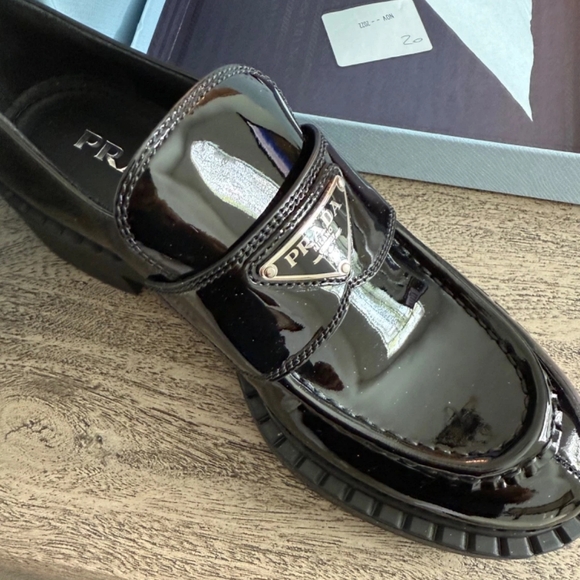 Prada Size 38 Leather Loafers - Picture 1 of 2